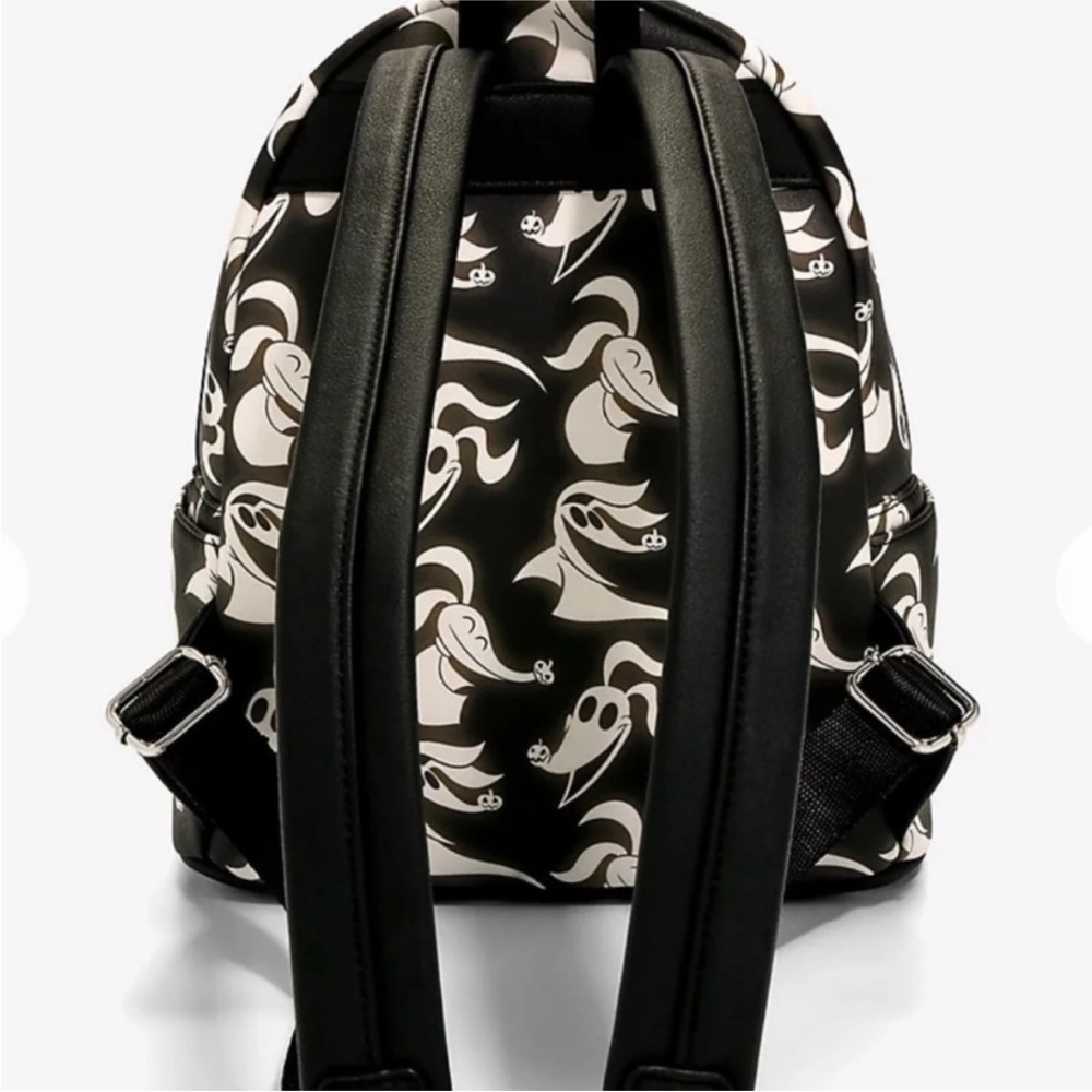 Loungefly zero mini‎ backpack - Picture 3 of 4